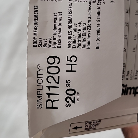 Simplicity Misses' Knit Tops Pattern - Picture 3 of 5